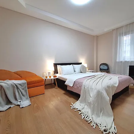 Alex Apartments: Садовий Cozy Stay with 24/7 Self Check-In Poltava Exterior photo