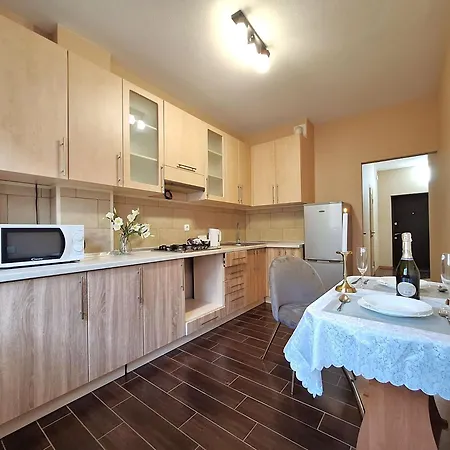Alex Apartments: Садовий Cozy Stay with 24/7 Self Check-In Poltava Exterior photo