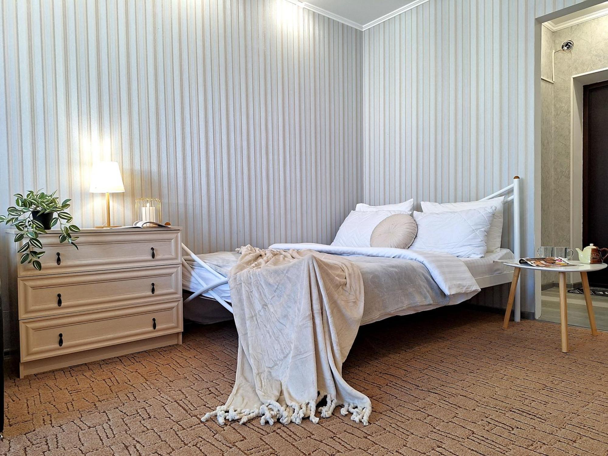 Alex Apartments: садовий Cozy With 24/7 Self Check-in * Poltava