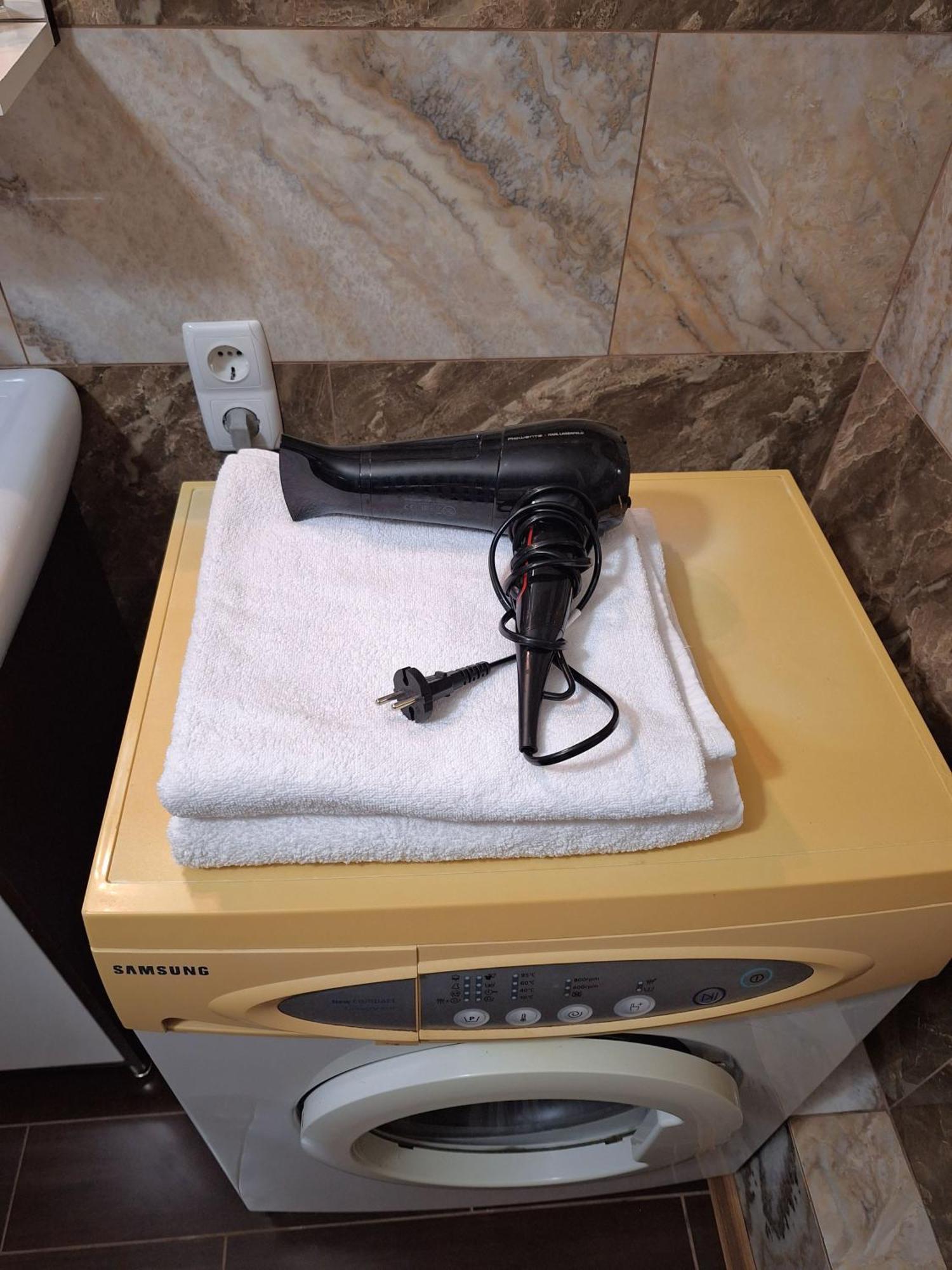 Apartment Alex Apartments: садовий Cozy With 24/7 Self Check-in *