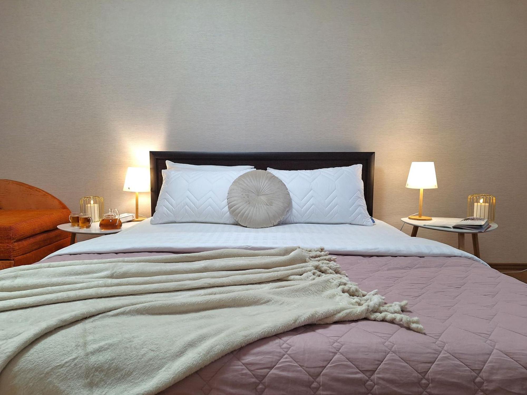 Apartment Alex Apartments: садовий Cozy With 24/7 Self Check-in *