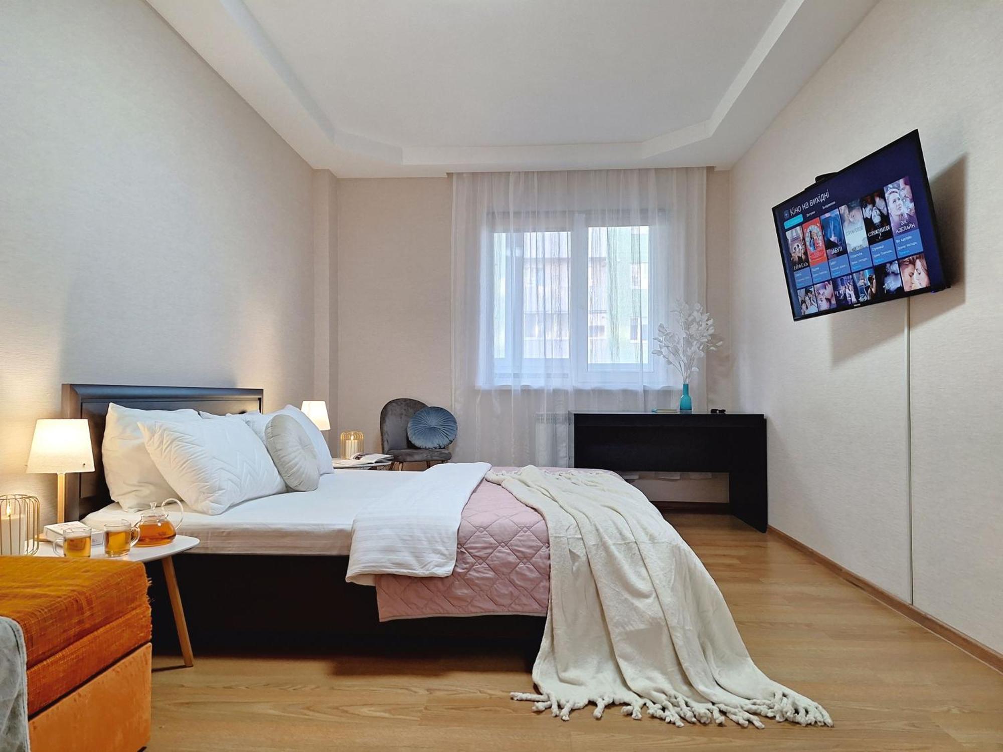 Alex Apartments: садовий Cozy With 24/7 Self Check-in Apartment *