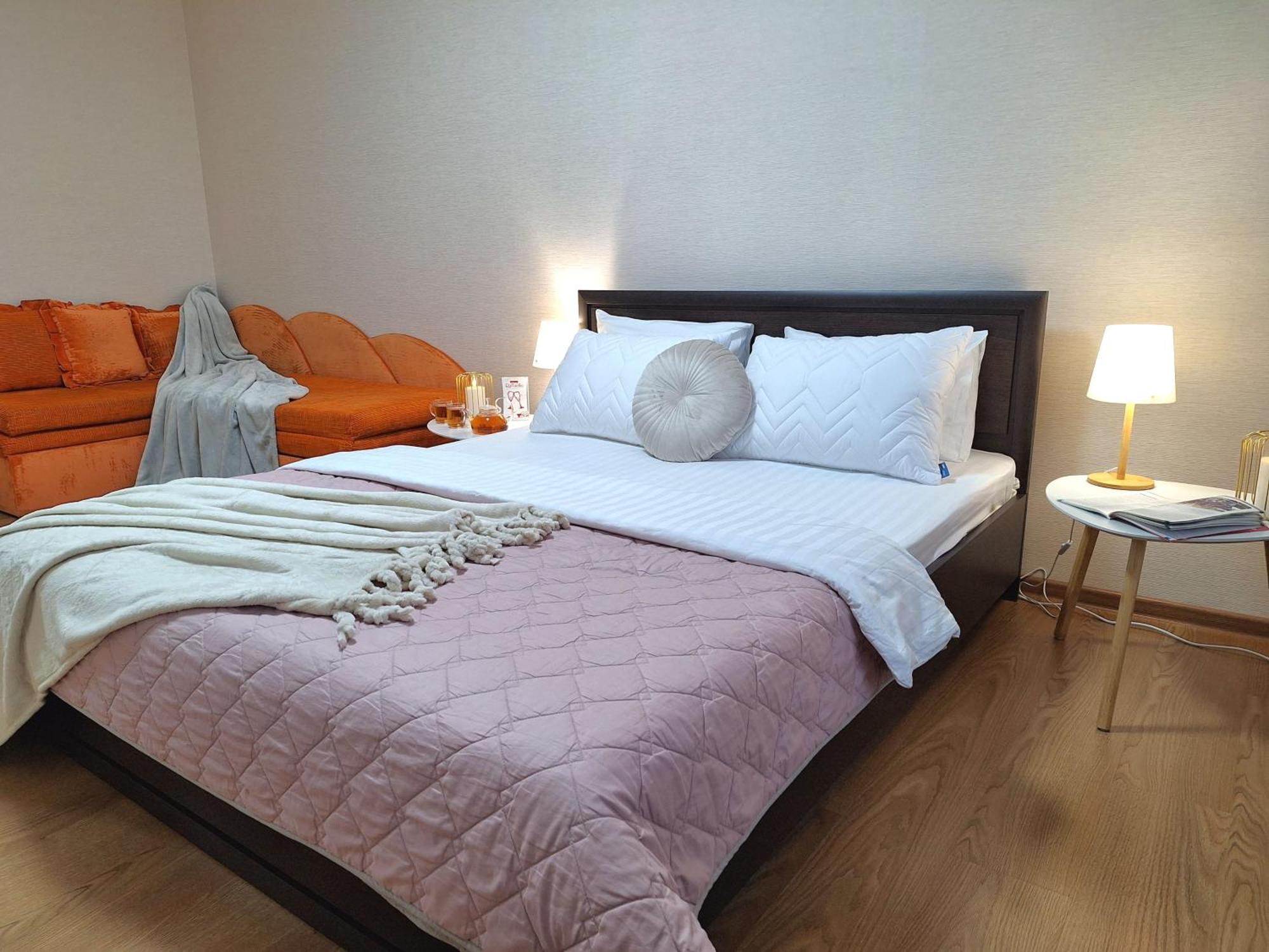 Alex Apartments: садовий Cozy With 24/7 Self Check-in Poltava