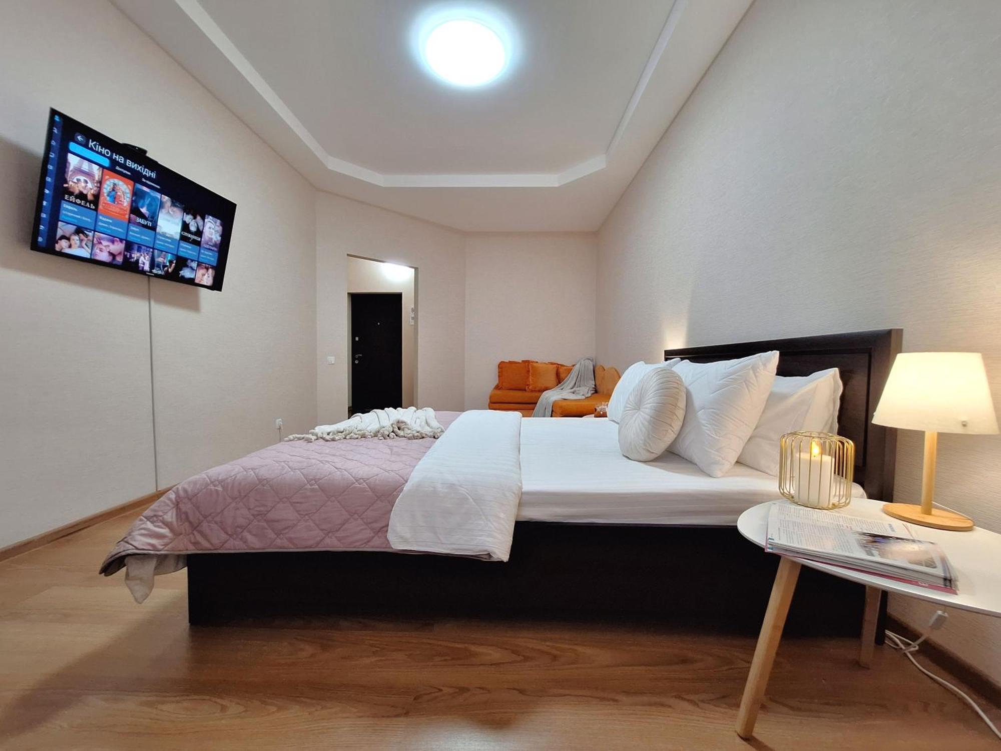 Alex Apartments: садовий Cozy With 24/7 Self Check-in Apartment