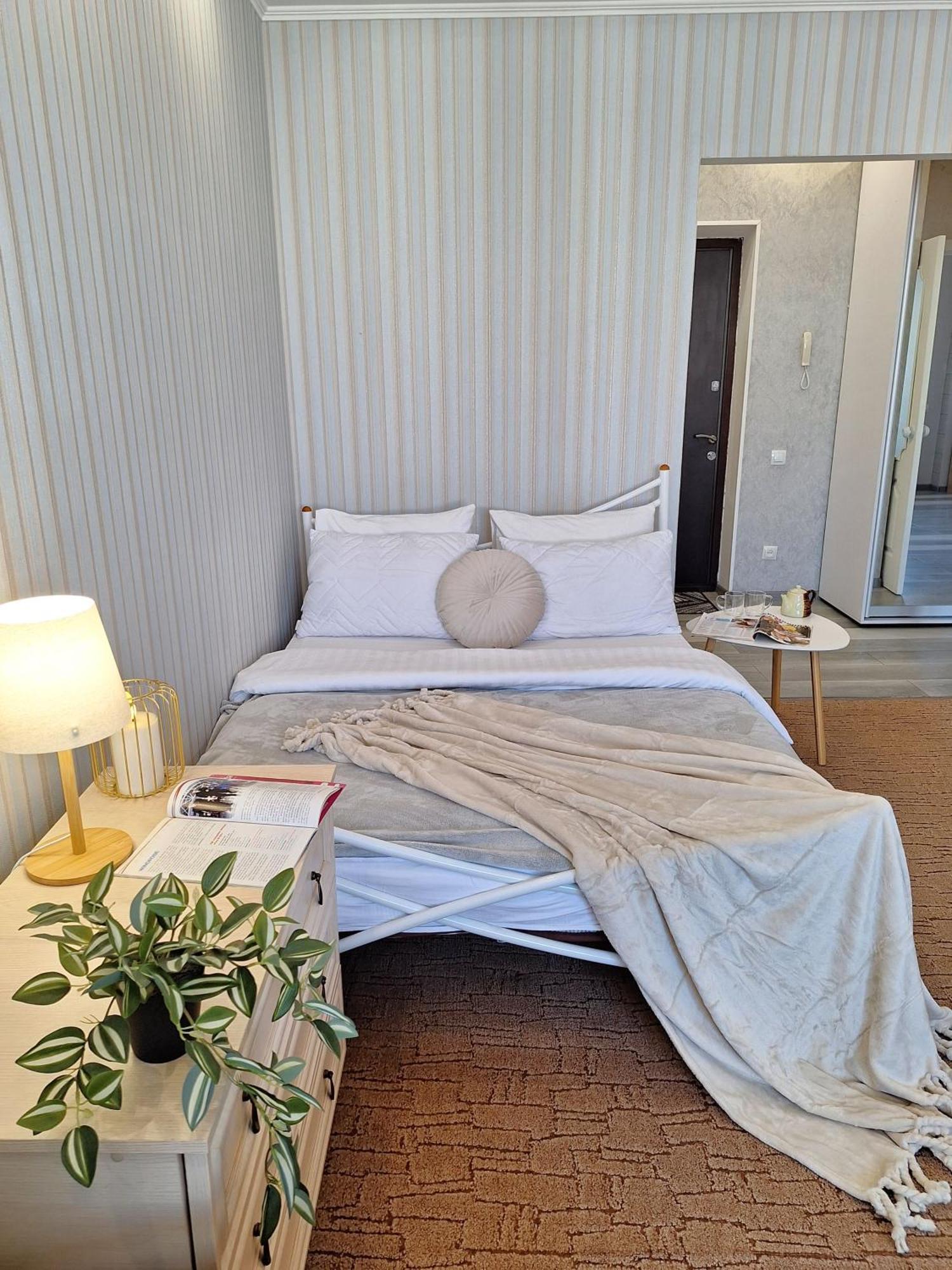 Alex Apartments: садовий Cozy With 24/7 Self Check-in *